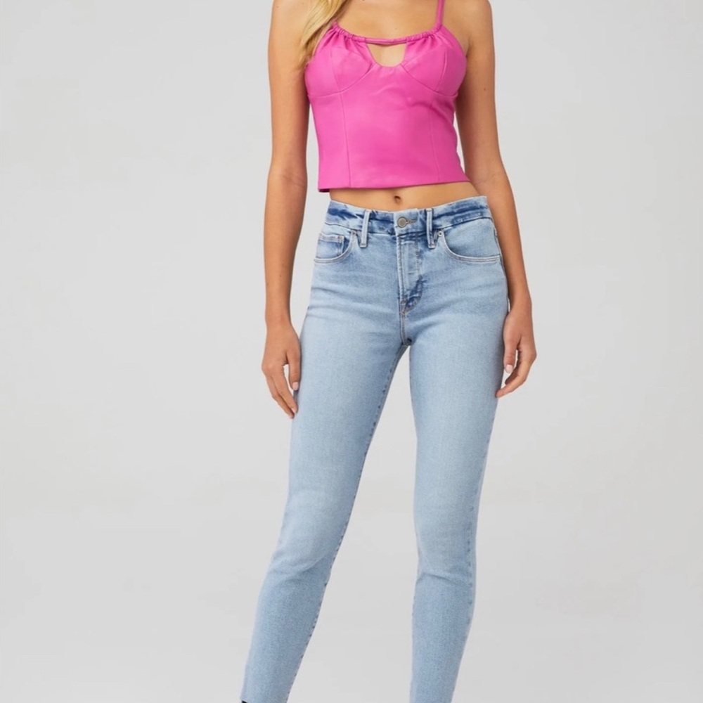 NWOT Wayf Anthropologie Barbiecore Pink Faux Leather Crop Top / L - Picture 3 of 17